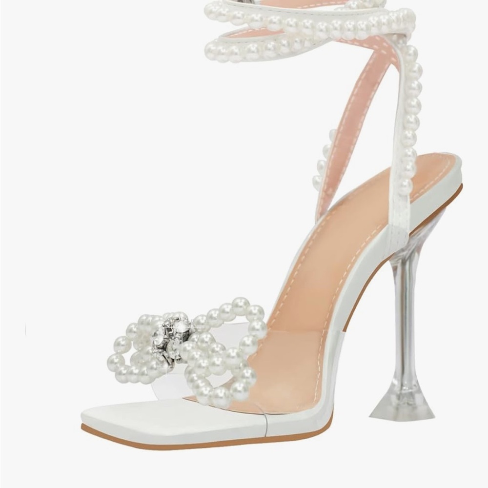 Chic White Pearl-Adorned Women's Heels (Never worn)